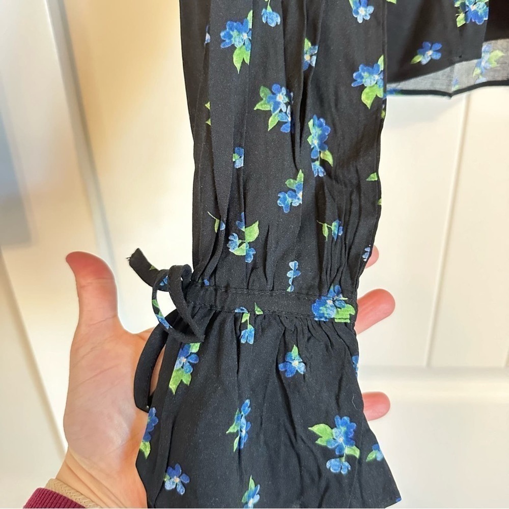 NWT peasant floral ruffle long sleeve blouse by WeWoreWhat women’s XS - Picture 6 of 11